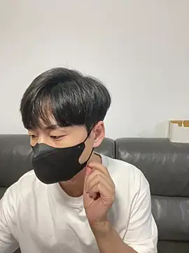 kimze7 online show from January 19, 2:30 pm