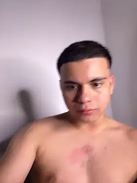 Liam Mateo online show from March 4, 3:46 am