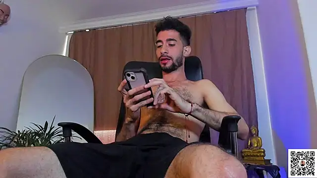  YOURHERO online show from February 8, 5:39 pm