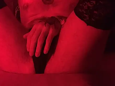 slightlycuriouss online show from April 12, 2:48 am