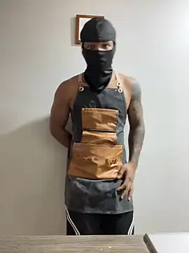 Comeonmyhouse22cm online show from February 13, 7:41 pm