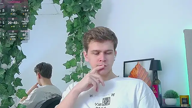 NickJohnas online show from March 4, 3:57 am