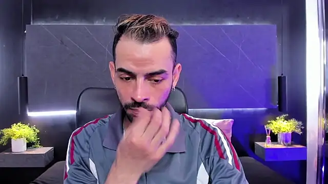 arcangel harris online show from March 31, 7:15 pm