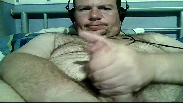 mrhardcock12 online show from April 3, 9:00 pm
