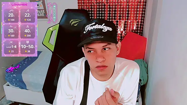 Luky twink online show from January 15, 3:54 am