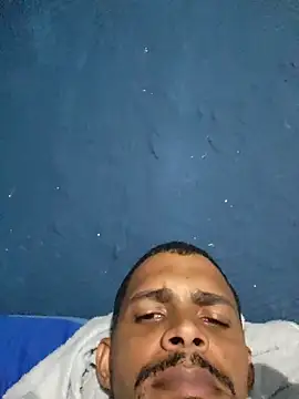 marreta240675 online show from April 6, 6:42 pm