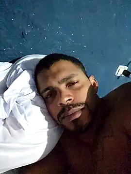 marreta240675 online show from June 22, 9:04 am