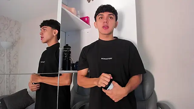  TaylorBlack online show from March 29, 11:54 am