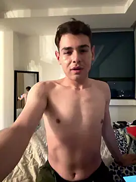 Valentino Ceratti  online show from January 8, 5:34 am