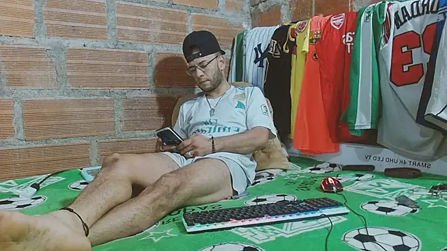 Alphamaster 92 online show from February 28, 2:38 pm