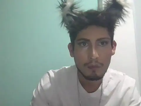 Angel    1 online show from March 4, 2:51 am