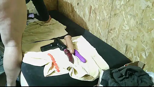 97sexboy97 online show from February 15, 5:24 am