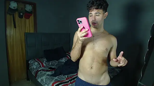 MAXIMILAINO-XXX online show from June 1, 12:44 am