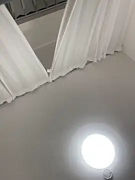 nanda108520 online show from April 3, 4:15 pm