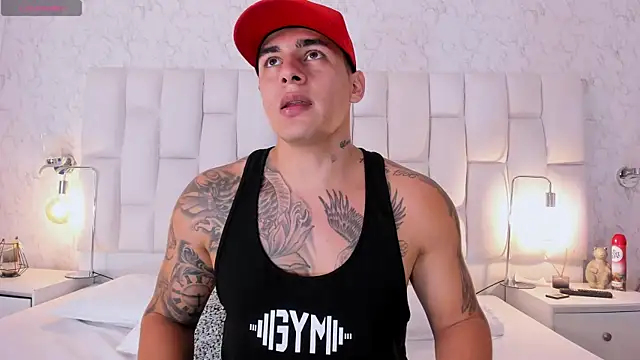 MassimoCo  online show from April 13, 11:49 pm