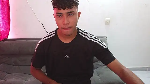 naugthy boy88 online show from March 13, 2:35 pm