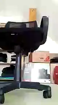 Snapshot of Erz84 chatting on March 3, 11:17 am Erz84 online show from March 3, 11:17 am