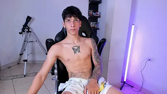 SnakeVelvet online show from January 9, 5:56 am