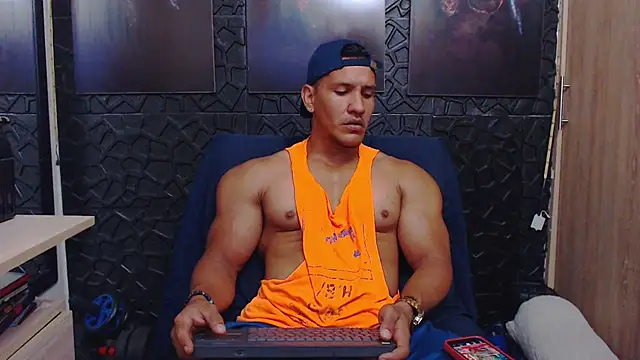 viktor herrera online show from April 13, 7:47 pm