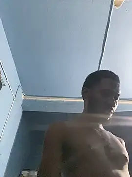 CoverBoyChris online show from January 18, 12:23 am