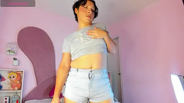 Nicki Ripperton online show from February 24, 12:06 pm