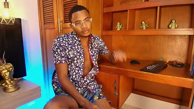 Latinblack 98 online show from January 12, 2:32 pm