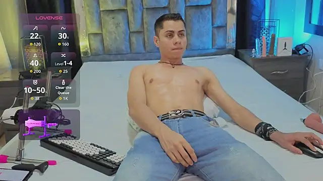 LeoMonnroe online show from March 10, 7:31 pm