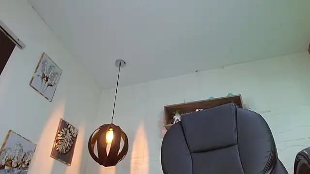 paullcb online show from February 24, 3:29 am