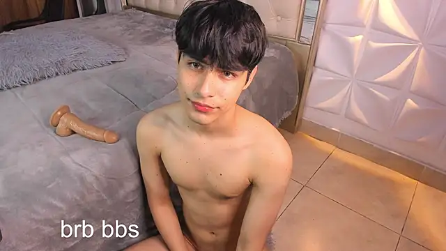 IamJuanJoc online show from April 14, 8:14 am