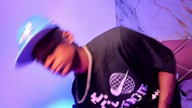 passion black online show from April 13, 6:41 pm