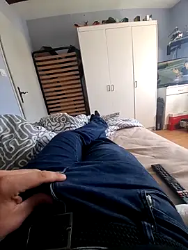 n-alan88 online show from April 9, 1:39 pm