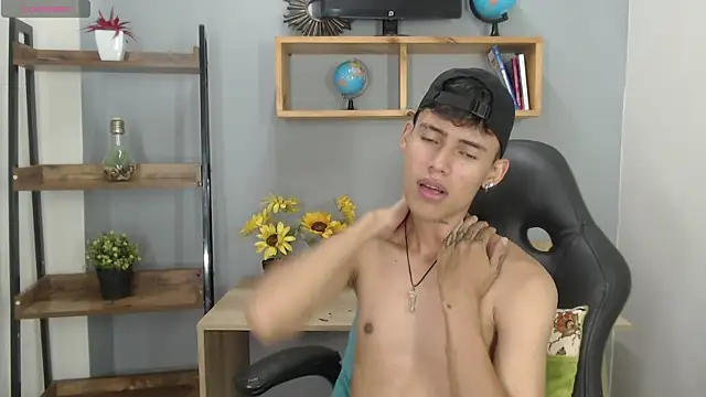 Astaroth Grigori online show from April 15, 7:36 pm