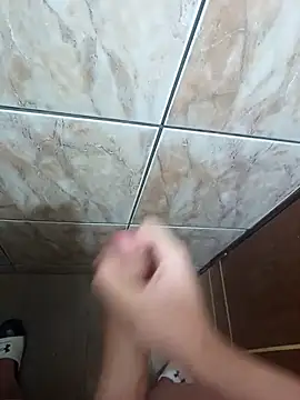 Snapshot of Felipe_20cm chatting on February 23, 4:58 am Felipe 20cm online show from February 23, 4:58 am