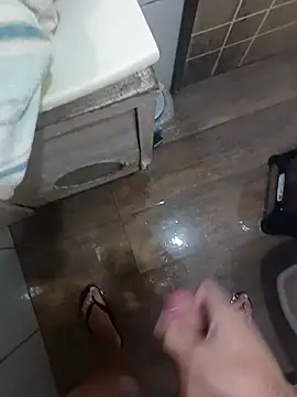 Snapshot of Felipe_20cm chatting on February 4, 4:24 pm Felipe 20cm online show from February 4, 4:24 pm