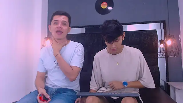 James And Kenet online show from March 2, 12:12 pm