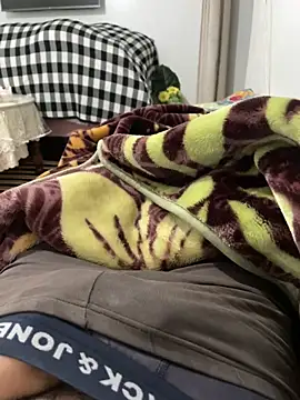 Ilyass heway online show from March 7, 8:17 pm