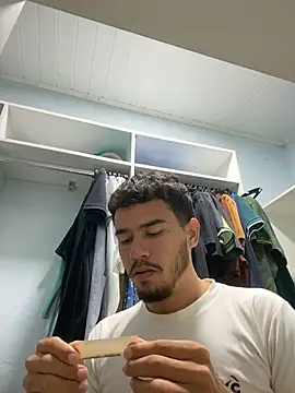 reipromiscuo01 online show from February 9, 4:17 am