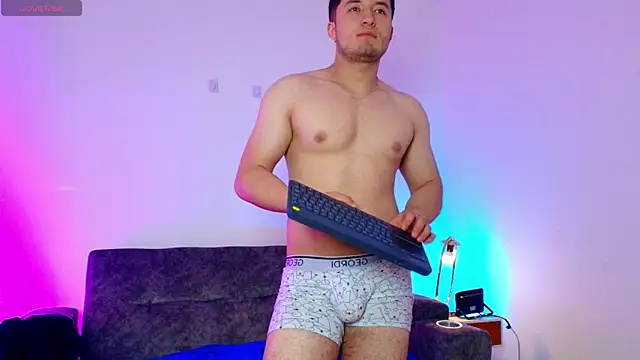 Alexander Connor online show from March 30, 12:28 pm