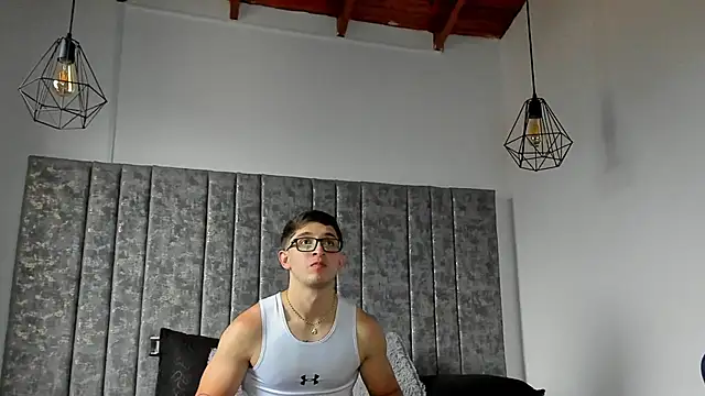 Calvin Hunter online show from February 20, 10:55 pm