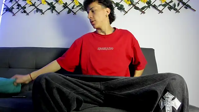 Maxxx bigcockx online show from March 13, 4:20 am