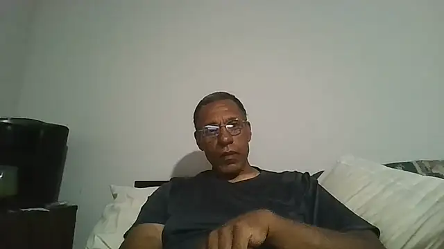 swimmer2496 online show from June 19, 5:02 am