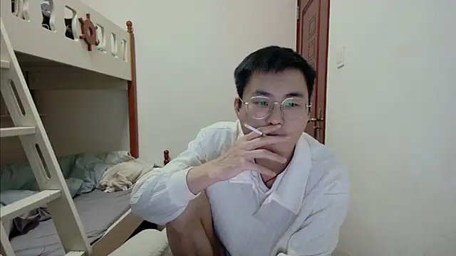Aint686 online show from May 5, 8:53 pm