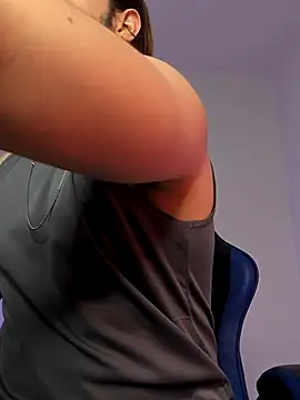 Derek Vow online show from March 2, 11:23 pm