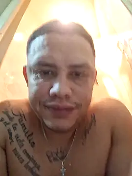 Snapshot of Zarc_Jhonson chatting on October 30, 4:52 pm Zarc Jhonson online show from October 30, 4:52 pm