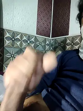 rahul234   online show from February 8, 7:07 pm