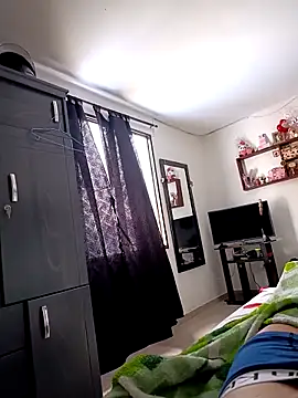 TheWilly online show from March 25, 3:27 pm