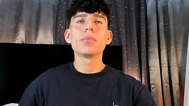 Angel eros  online show from February 14, 6:52 am