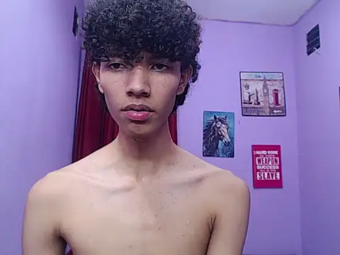 bigcock twinks online show from February 27, 6:03 am