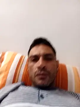 yoahotpetrafiery online show from May 15, 9:45 pm