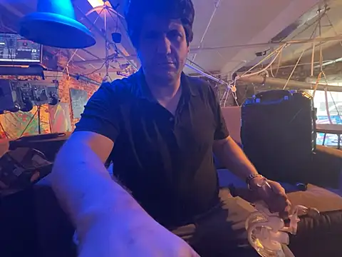 ctguybj online show from May 30, 7:25 pm